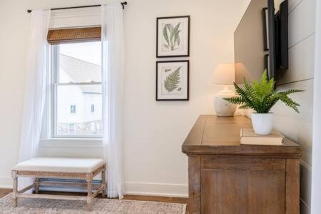 Downtown Luxury Farmhouse Apartment #4 West Dundee Exterior foto
